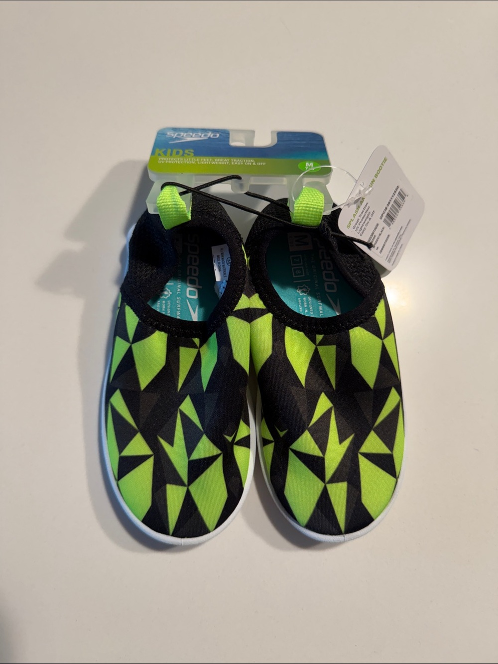 NWT Speedo Kids Geometric Black & Neon Green Water Shoes size M 7-8